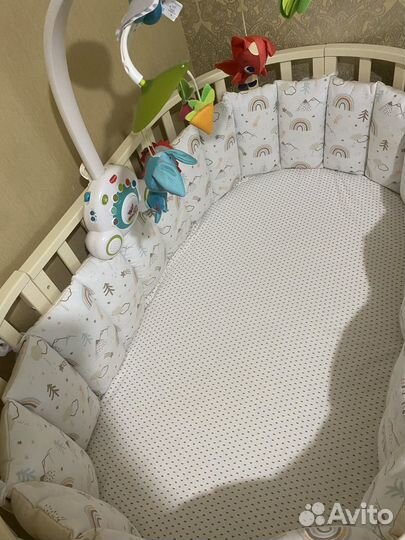 Продаю детскую кроватку 6 в1 с аксесуарами