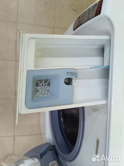 Стиральная машина бу Ariston 5кг 42см