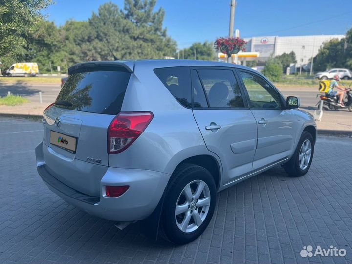 Toyota RAV4 2.0 AT, 2008, 150 000 км