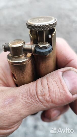 Зажигалка бензиновая