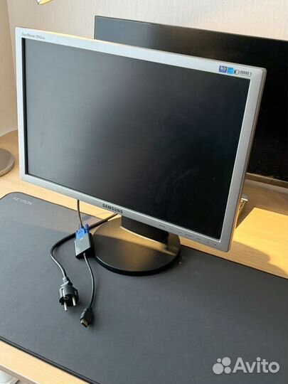 Монитор Samsung 2043bw