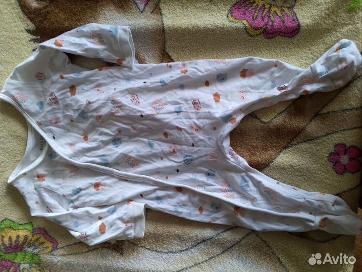 Продам детские вещи