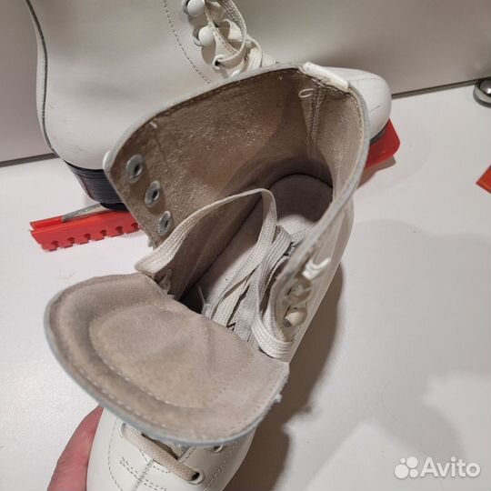 Фигурные коньки axel 36 рр