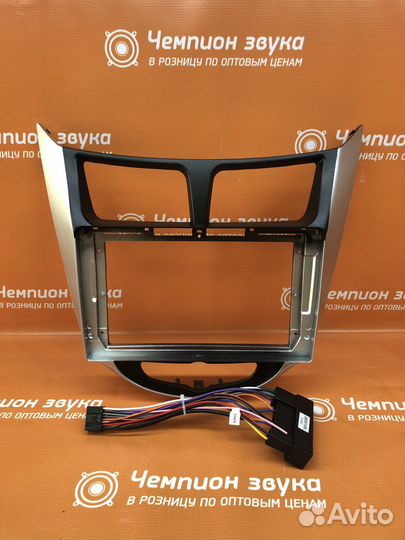 Штатна магнитола на Hyundai Solaris 2010-2016