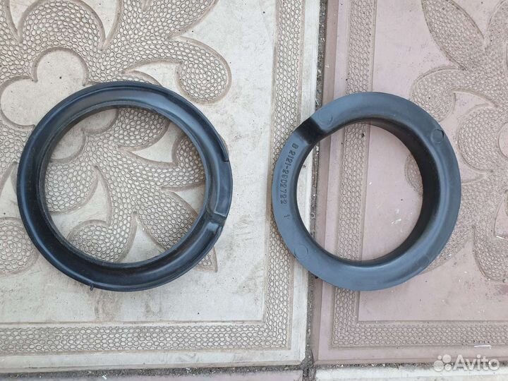 Чашка пружины