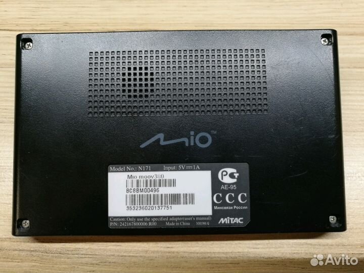 Отличный навигатор Mio Moov 380