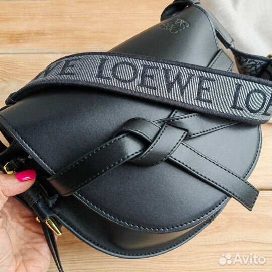 Сумка кроссбоди натуральная кожа Loewe чёрная