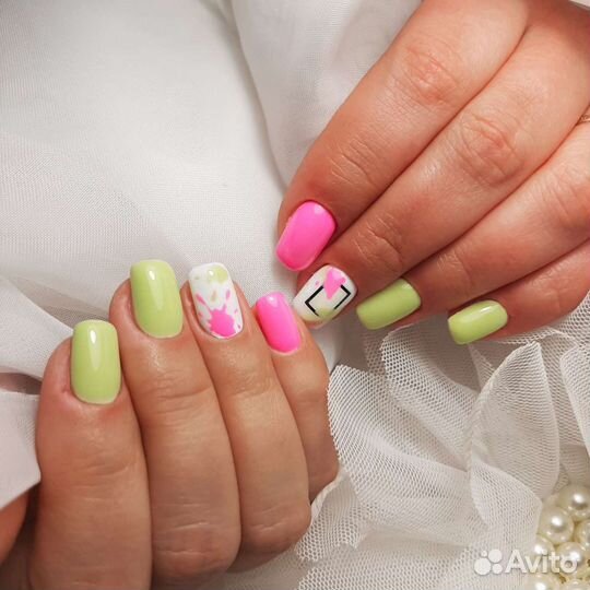 Наращивание ногтей, маникюр,педикюр