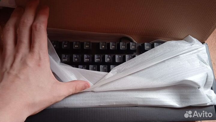 Механическая клавиатура saber tkl