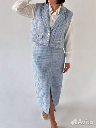 Твидовый костюм с длинной юбкой