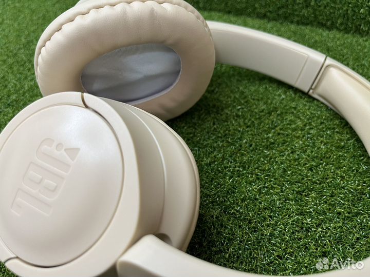 Беспроводные наушники jbl tune 1100