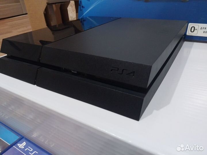 Sony playstation 4