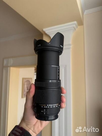 Объектив Sigma DC 18-250 mm 1:3.5-6.3 hsm