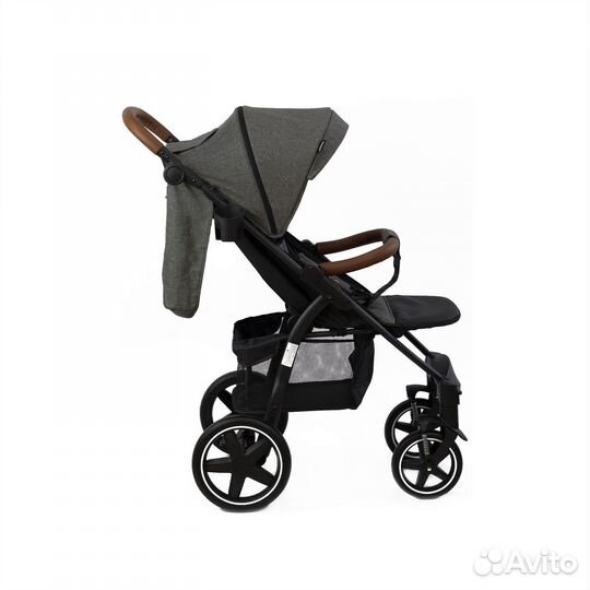 Прогулочная коляска новая