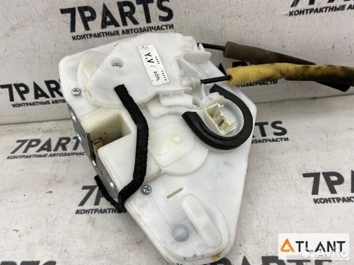 Замок двери передний правый mazda demio