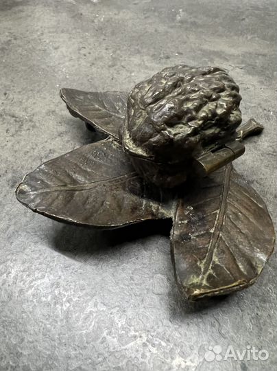 Пресс- папье Грецкий орех франция