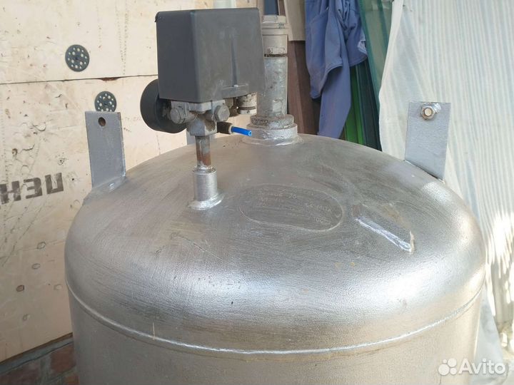 Бак для ресивера