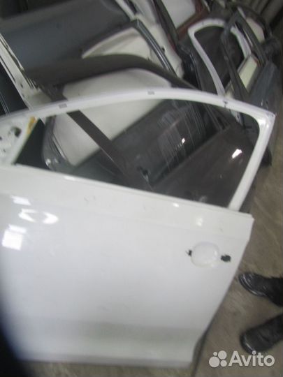 Дверь передняя левая правая vw polo 2 2020