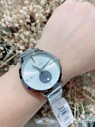 Часы женские MichaelKors MK3842