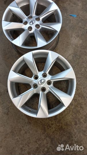 Lexus RX 350 R18 оригинал