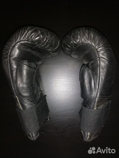 Продам перчатки мма и гантели