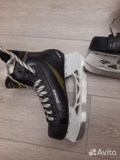 Коньки хоккейные ccm 39