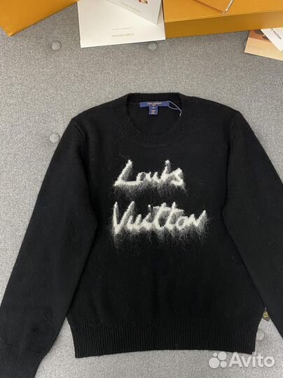 Черный женский свитер Louis Vuitton