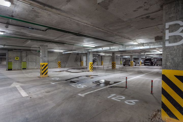 Машиноместо, 13 м²