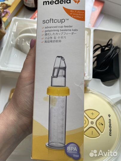 Молокоотсос, бутылочка и ложка для докорма