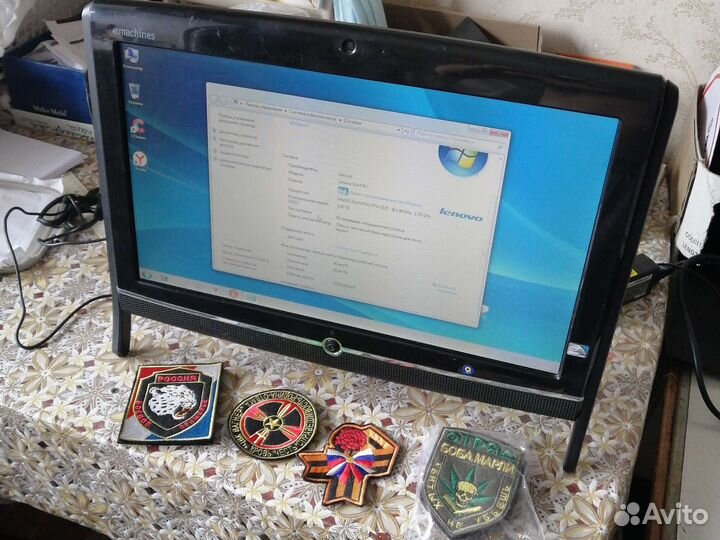 Моноблок emachines EZ1700