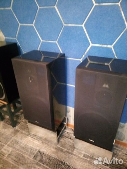 Акустика напольная yamaha NS-A7700