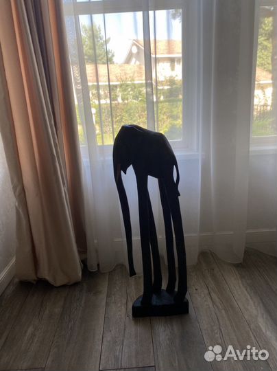 Статуэтка слон из дерева