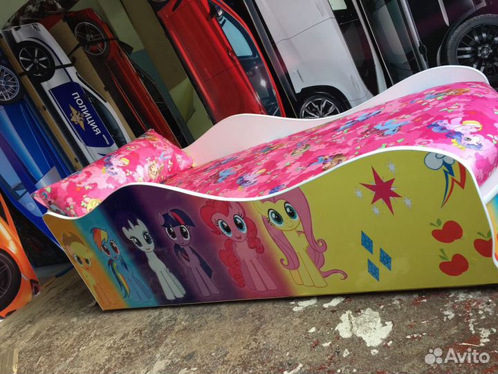 Кровать машина