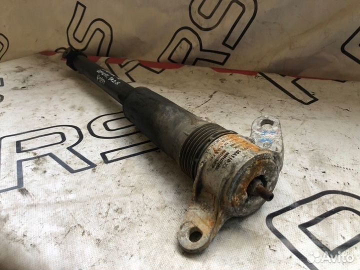 Амортизатор задний правый Jaguar Xe 1