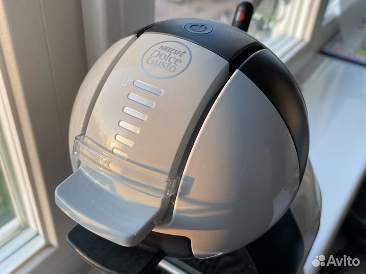 Капсульная кофемашина dolce gusto