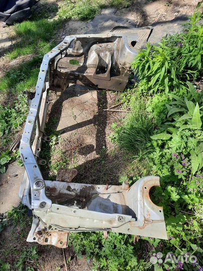 Телевизор лонжерон передняя панель хендай акцент