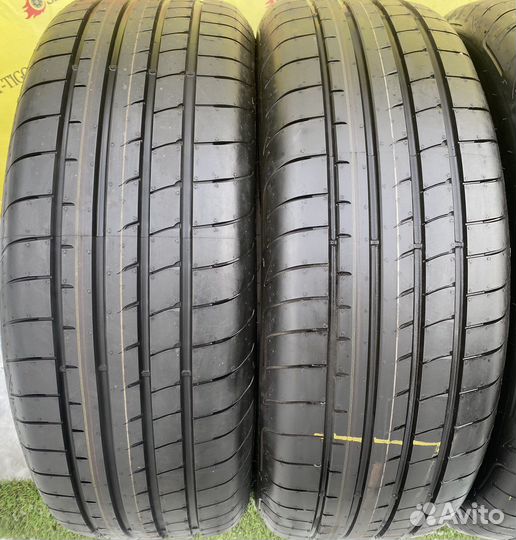 Goodyear Eagle F1 Asymmetric 3 SUV 235/65 R17 104W