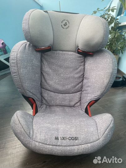 Maxi-Cosi автокресло RodiFix isofix 15-36 кг