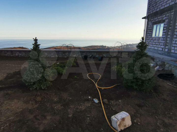 Дом 400 м² на участке 7,3 сот.