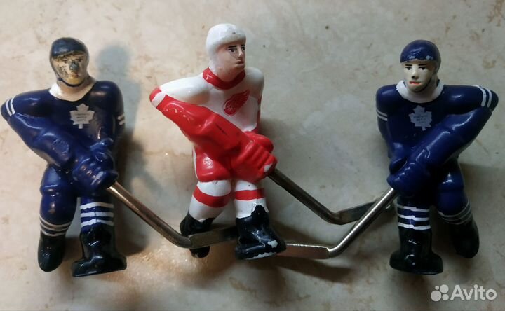 Фигурки от настольного хоккея