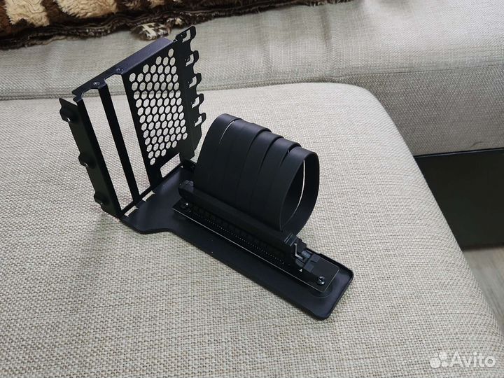 Райзер phanteks