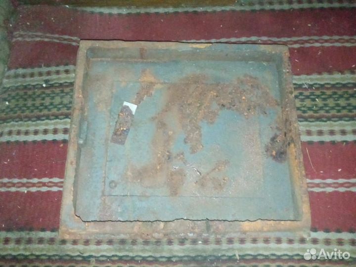 Продам дверьки,задвижка печные