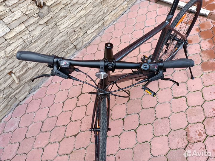 Городской велосипед Giant FastRoad SL 3