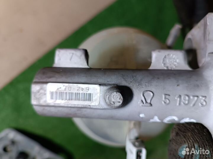 Цилиндр тормозной главный Volkswagen Passat B5 (19