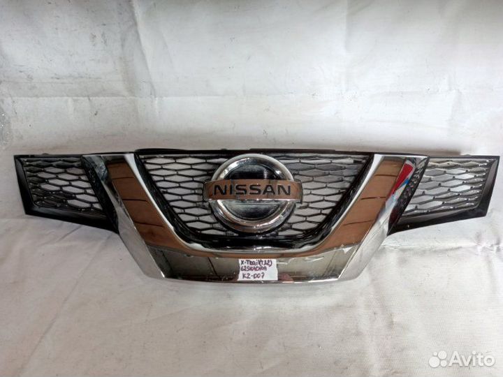 Решетка радиатора Nissan X-Trail T32