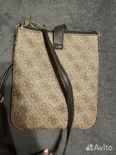 Сумка Guess б/у