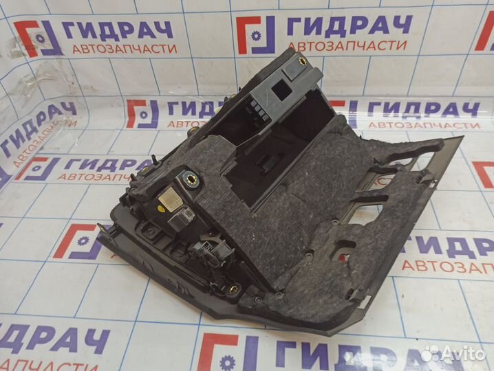 Бардачок Audi A3 (8V) 8V1898035