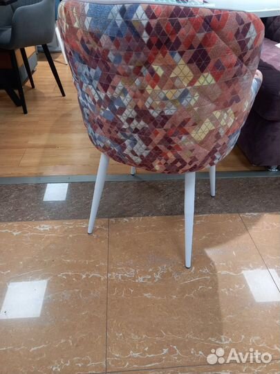 Стулья кресла обеденные