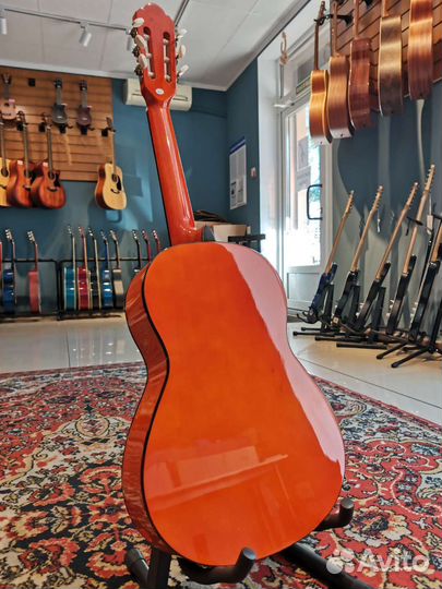 Гитара 3/4 классическая новая