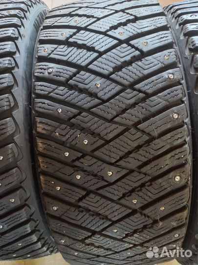 Goodyear Ultragrip Ice Arctic 225/45 R17